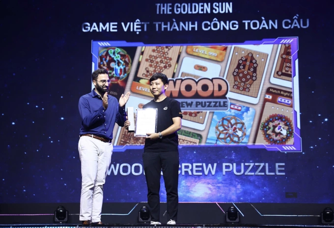 Đại diện iKame Global nhận giải Game Việt thành công toàn cầu